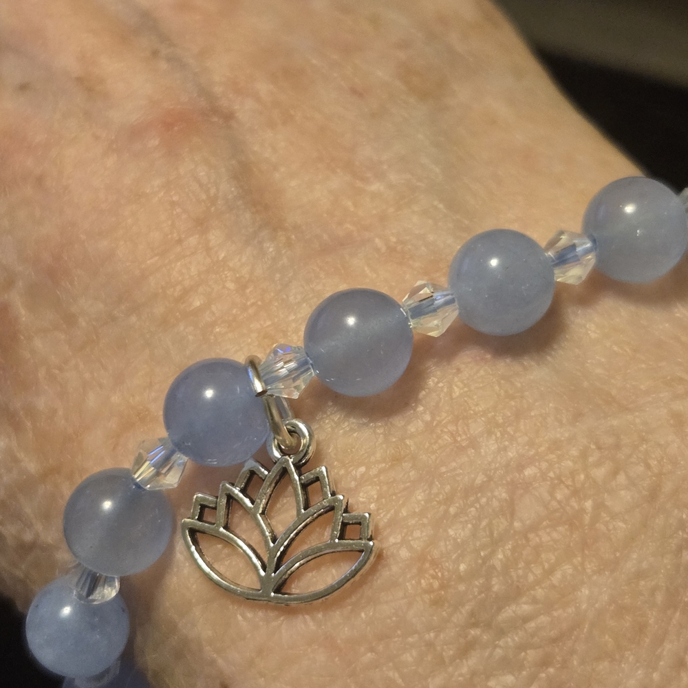 THE SOOTHING BRACELET